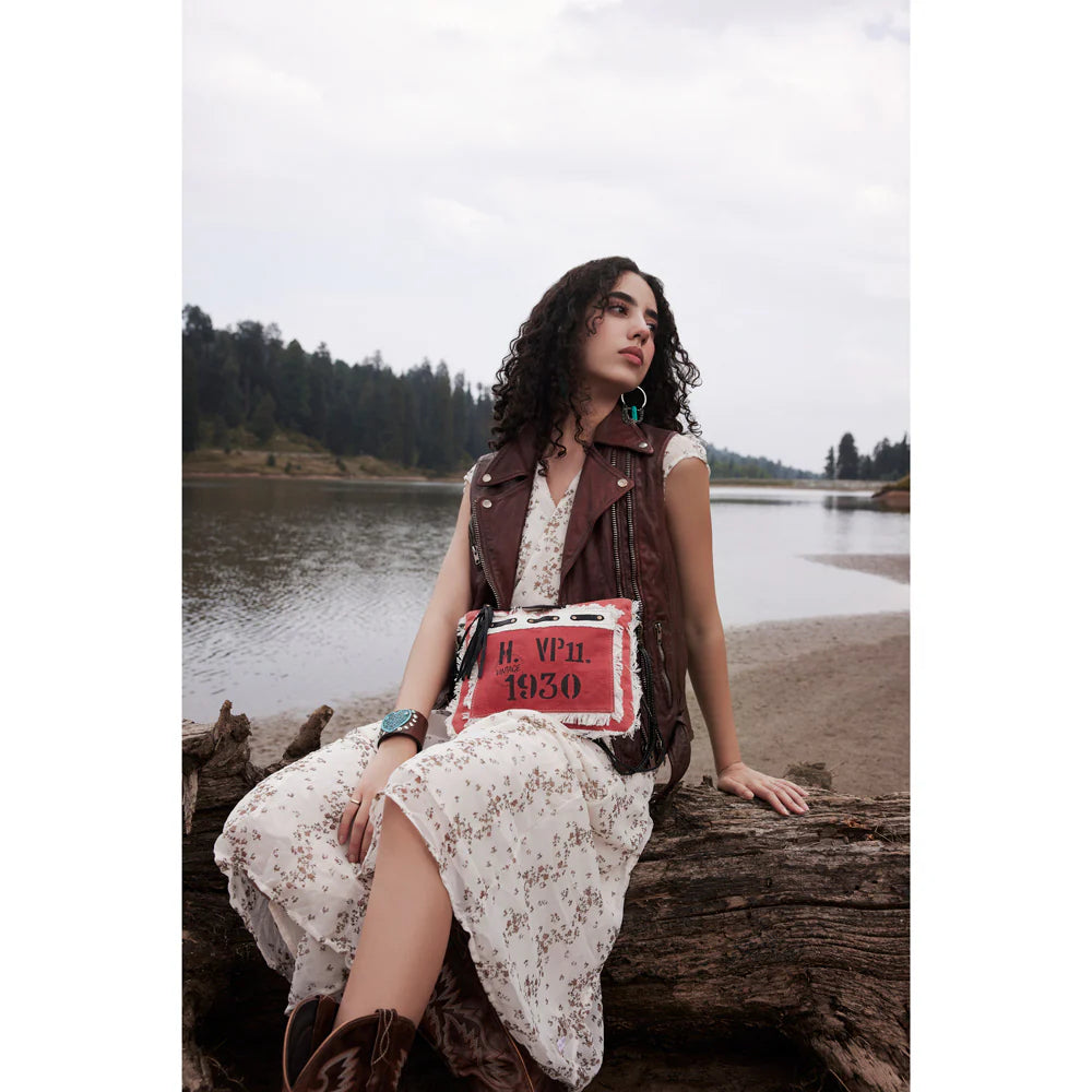 WESTERN VINTAGE CROSSBODY BAG 8•3•5•8